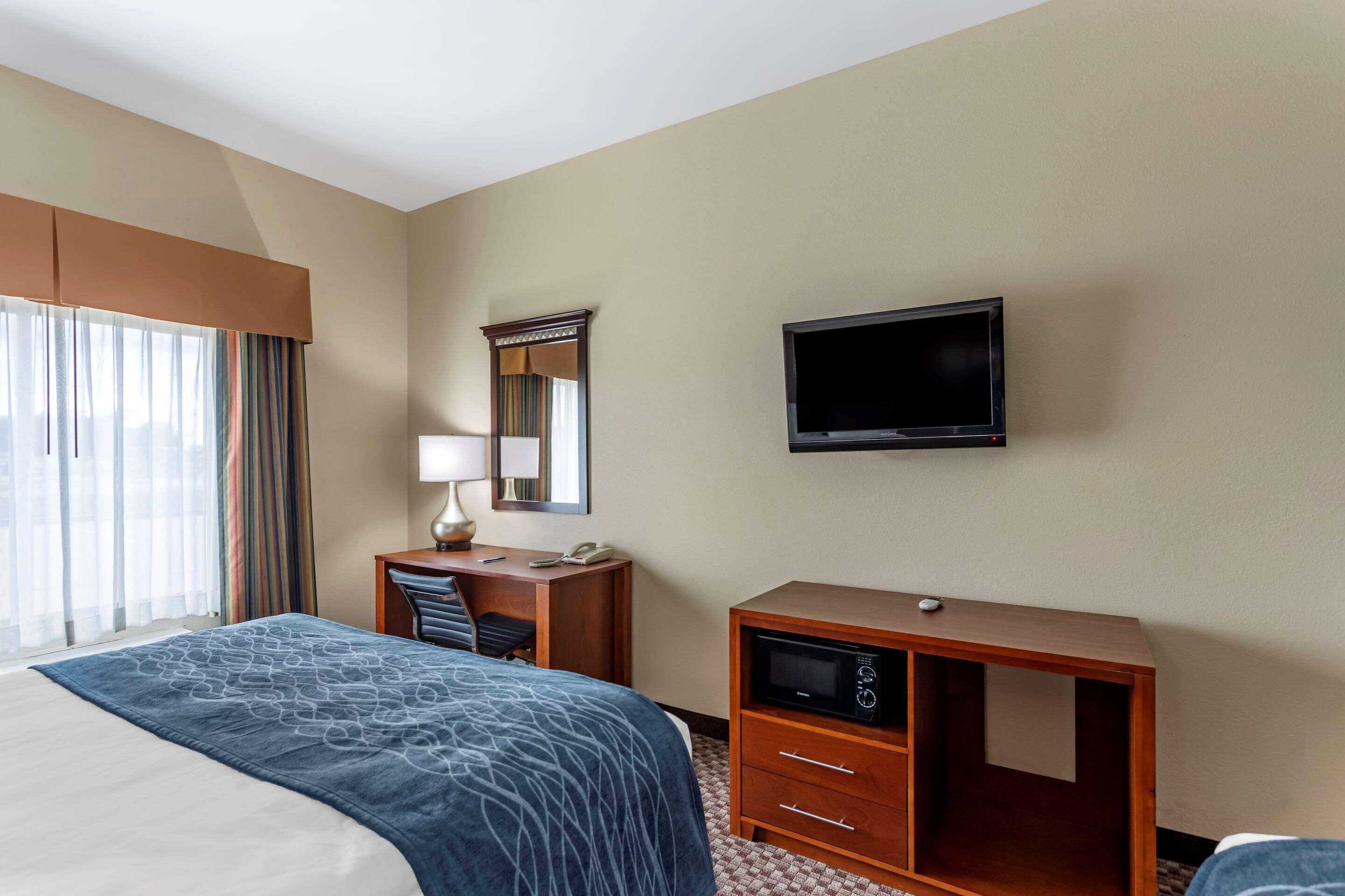Comfort Inn & Suites Carbondale University Area Bagian luar foto